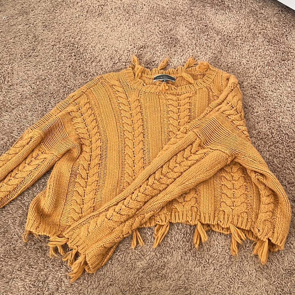Mustard yellow patterned sweater